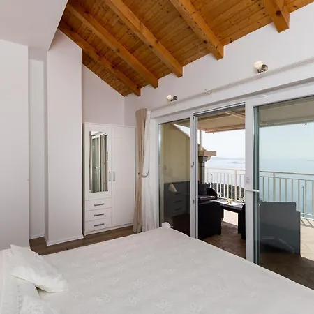 M&k - Two Bedroom With Balcony And Sea View * Mlini